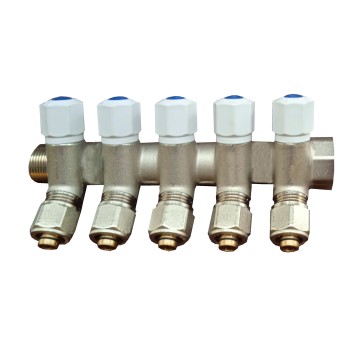 Kolektorius J. 3/4 šalto vand. 5ž. regul. nikel. Kolektorius J. 3/4 šalto vand. 5ž. regul. nikel.