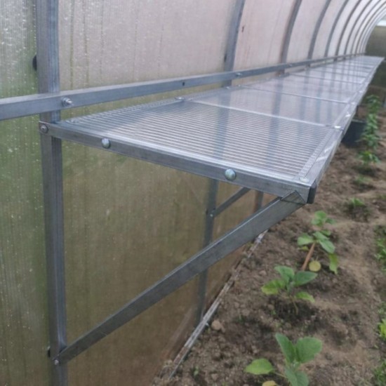 Полка для теплицы