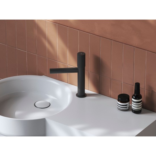 RV 012.20BLM Praustuvo maišytuvas 220 mm be dugno vožtuvo, spalva matinė juoda