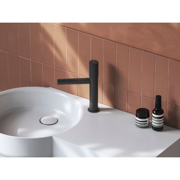 RV 012A.20BLM Praustuvo maišytuvas 220 mm be dugno vožtuvo, spalva matinė juoda RV 012A.20BLM Praustuvo maišytuvas 220 mm be dugno vožtuvo, spalva matinė juoda